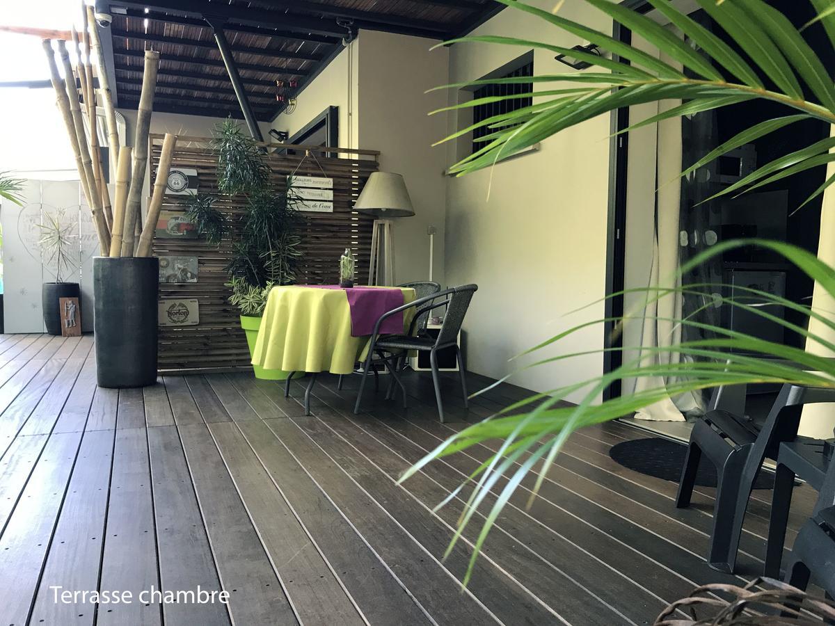 Bed and Breakfast Le Lambablanc Bras-Panon Екстер'єр фото